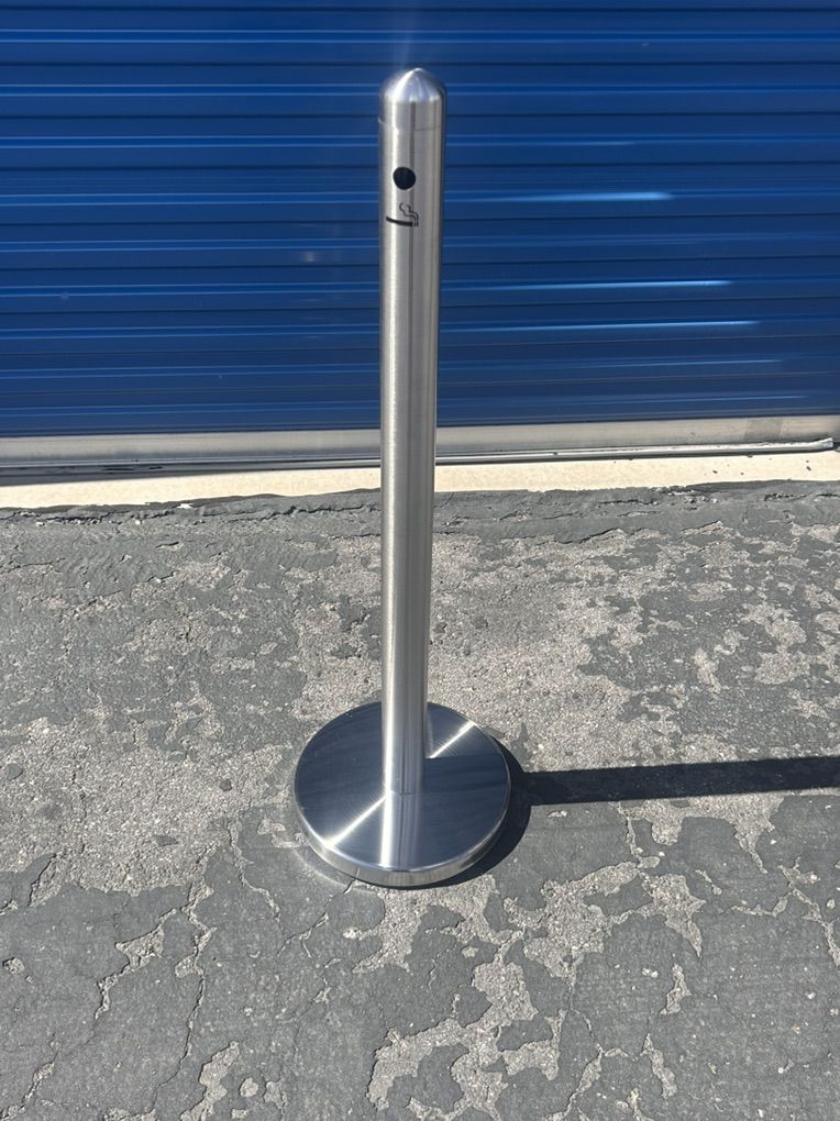 Value Series SPRV2 Smokers' Pole, 15Diam.x40H