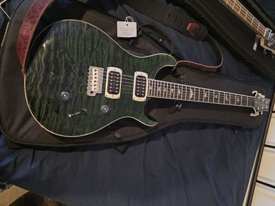 PRS SE Custom 24 Electric Guitar - Quilted Maple Top, Green Finish, Excellent Condition