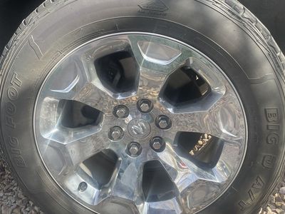 Ram 1500 Bighorn wheels and tires