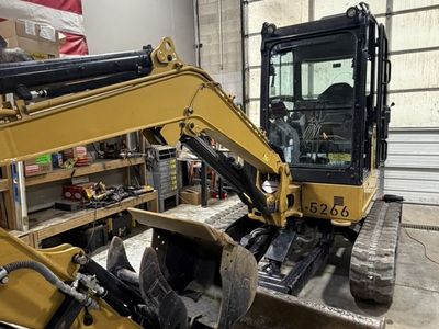 35 Class Mini Excavator For Rent. 8k Pounds, Backfill Blade and Thumb