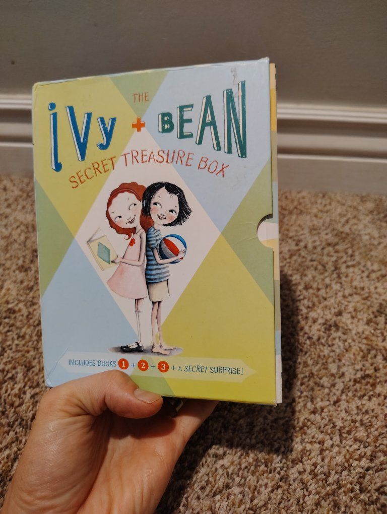 Ivy + Bean Secret Treasure Box Books 1-3 + Surprise by Annie Barrows & Sophie Blackall