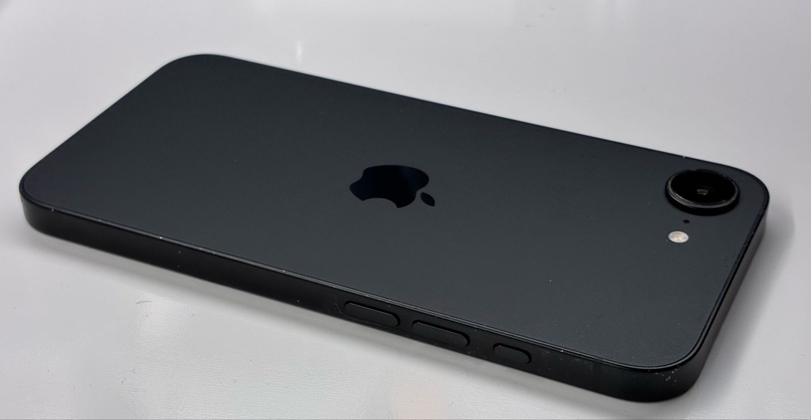 iPhone 16e Unlocked Warranty till December 100% Battery