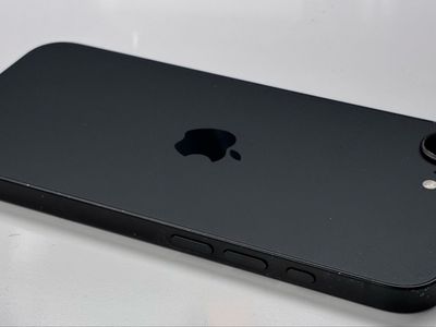 iPhone 16e Unlocked Warranty till December 100% Battery