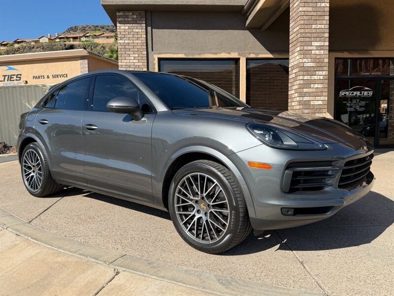 2023 Porsche Cayenne Coupe Platinum Edition