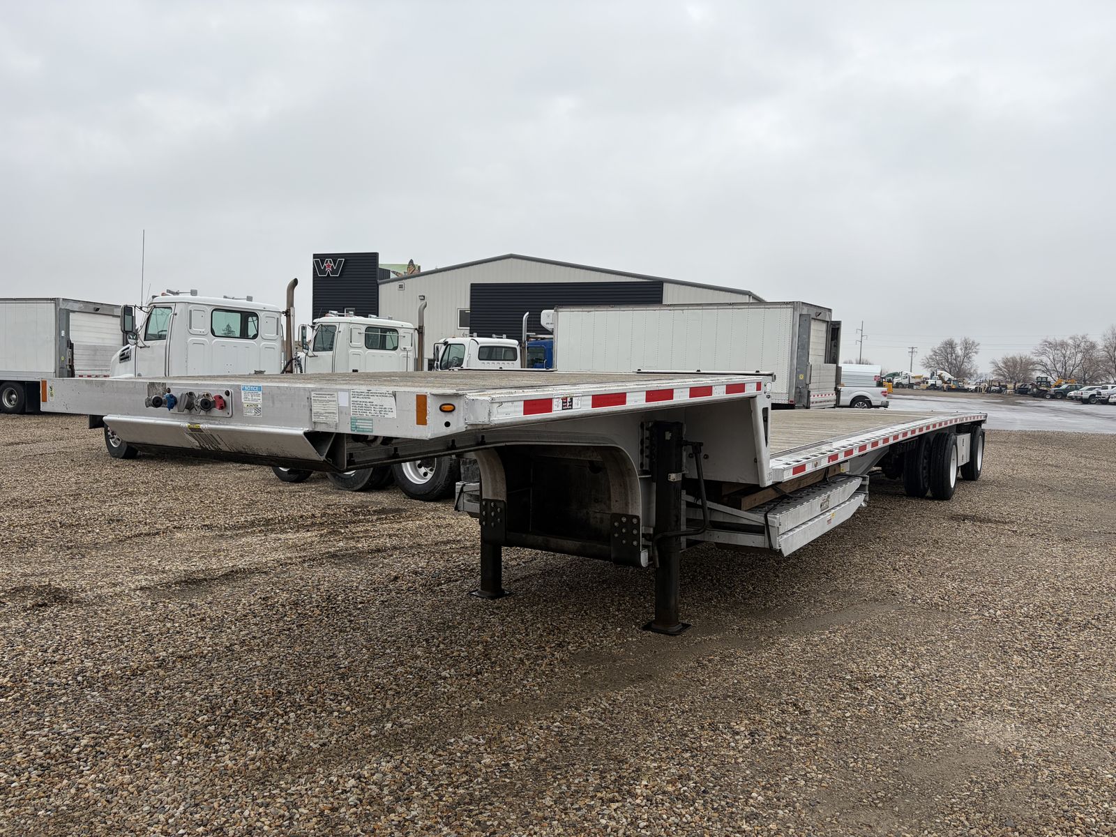 2015 FONTAINE REVOLUTION