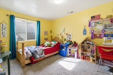 Main image 6