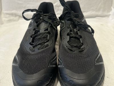 Hi-Tec Men’s Size 13 Like New Black Trail Shoes
