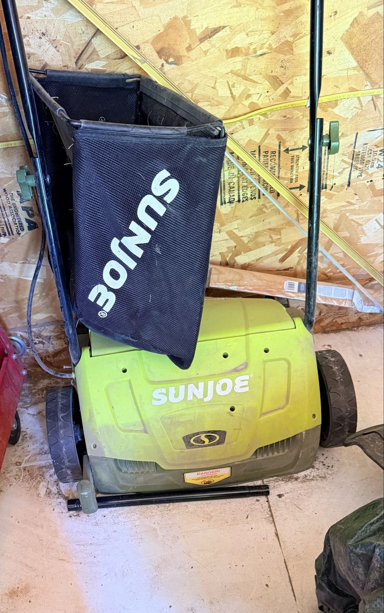 Sunjoe de-thatcher and scarifier.