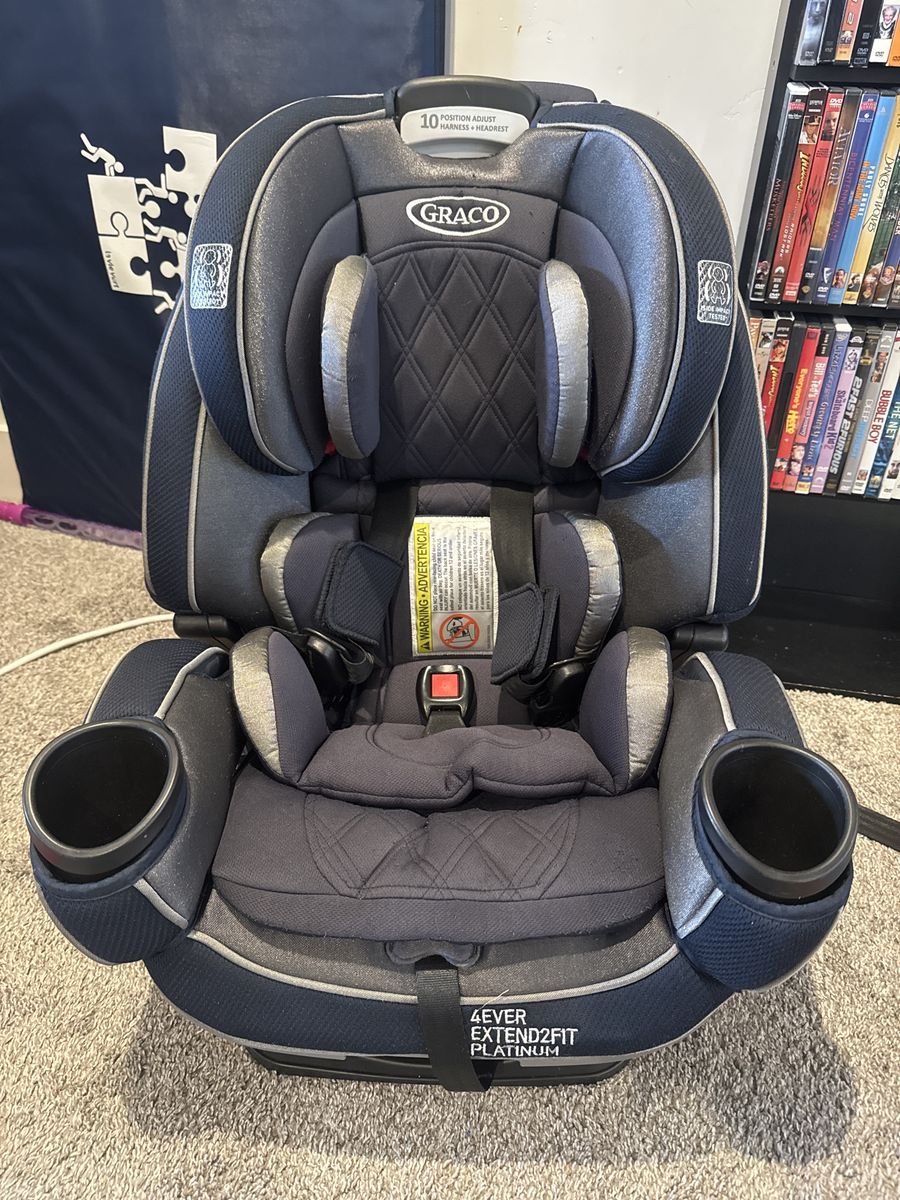 2 Graco 4Ever Extend2Fit Platinum Convertible Car Seats - Cleaned & Ready, Excellent Condition