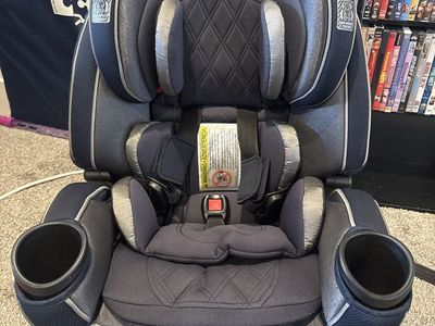2 Graco 4Ever Extend2Fit Platinum Convertible Car Seats - Cleaned & Ready, Excellent Condition