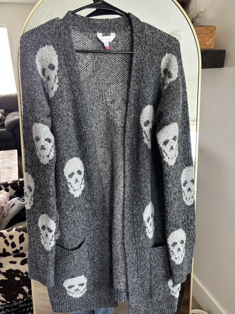 Women's oversized Gray Skull Open-Front Cardigan Sweater