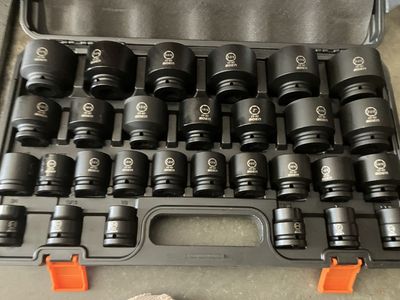 BOEN Socket Set and Ratchet