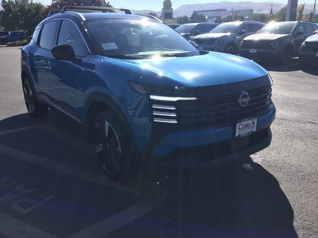 2026 Nissan Kicks SR