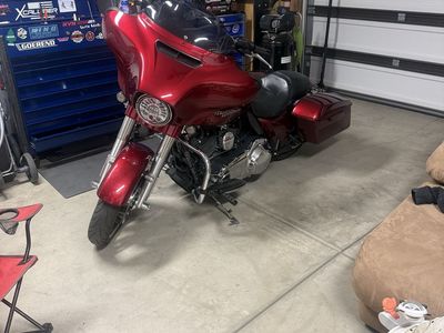 2015 Harley-Davidson Street Glide Touring Motorcycle - Red, Excellent Condition