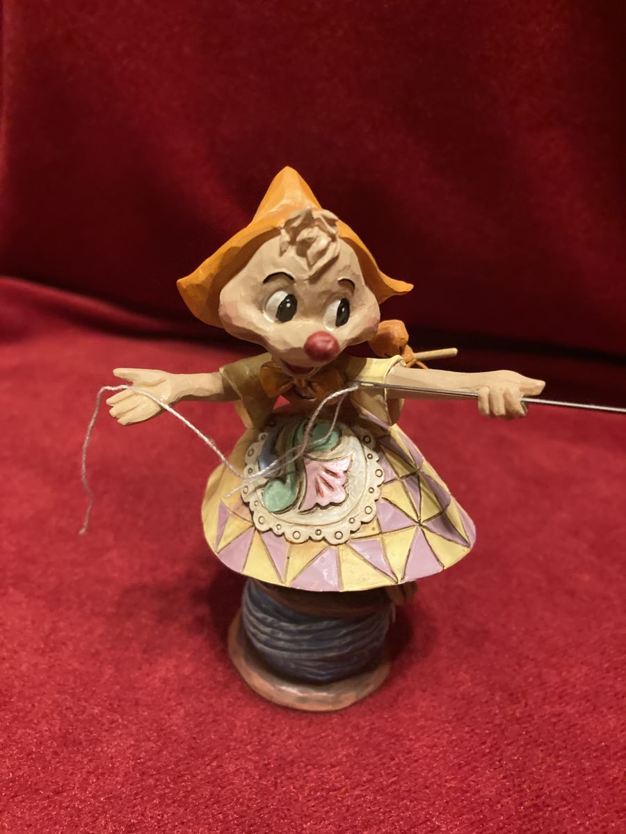 Disney Showcase Collection Cinderellas Kind Helper Like New In Box By Jim Shore