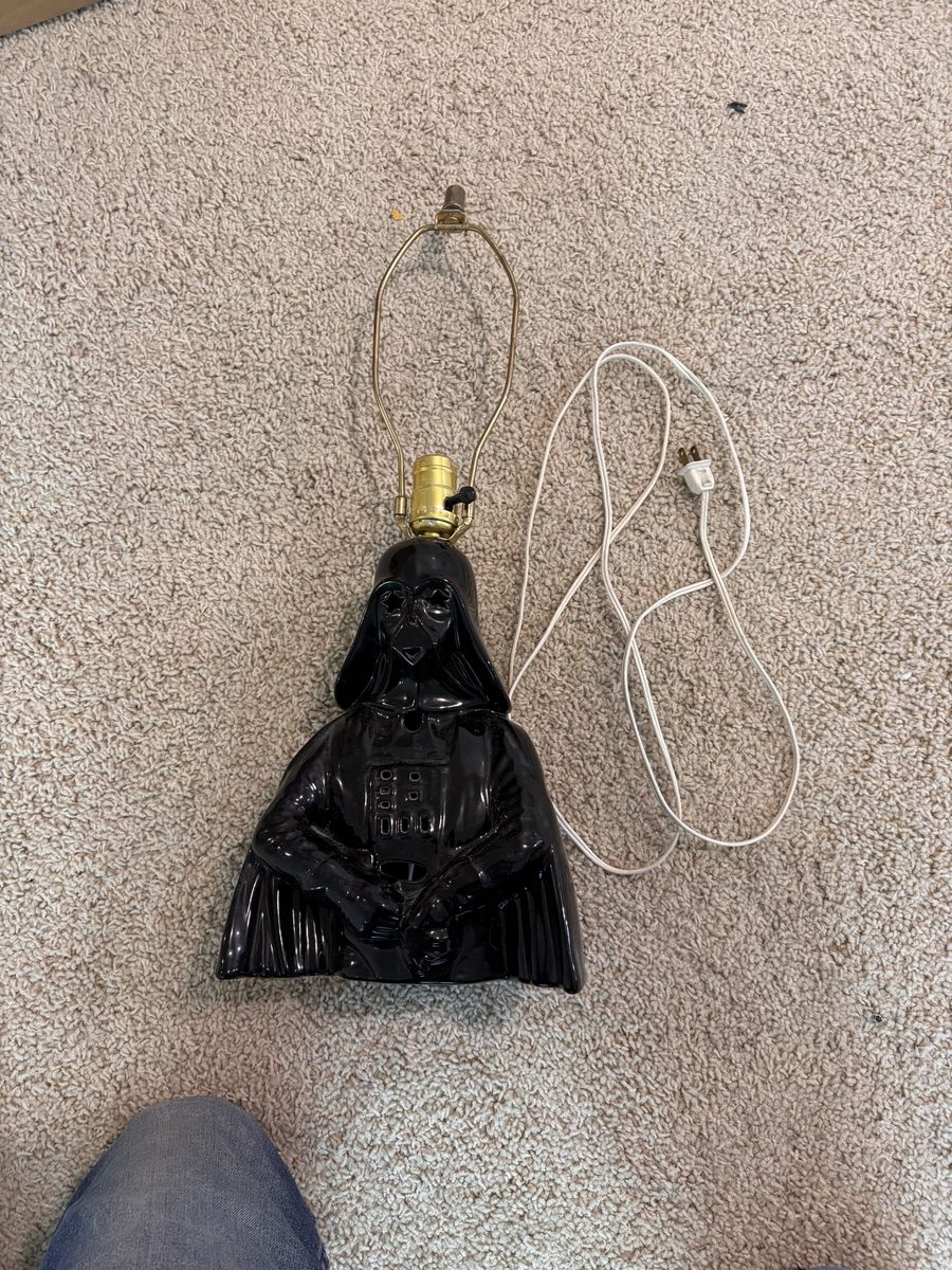 Vintage 1977 Star Wars Darth Vader Ceramic Lamp