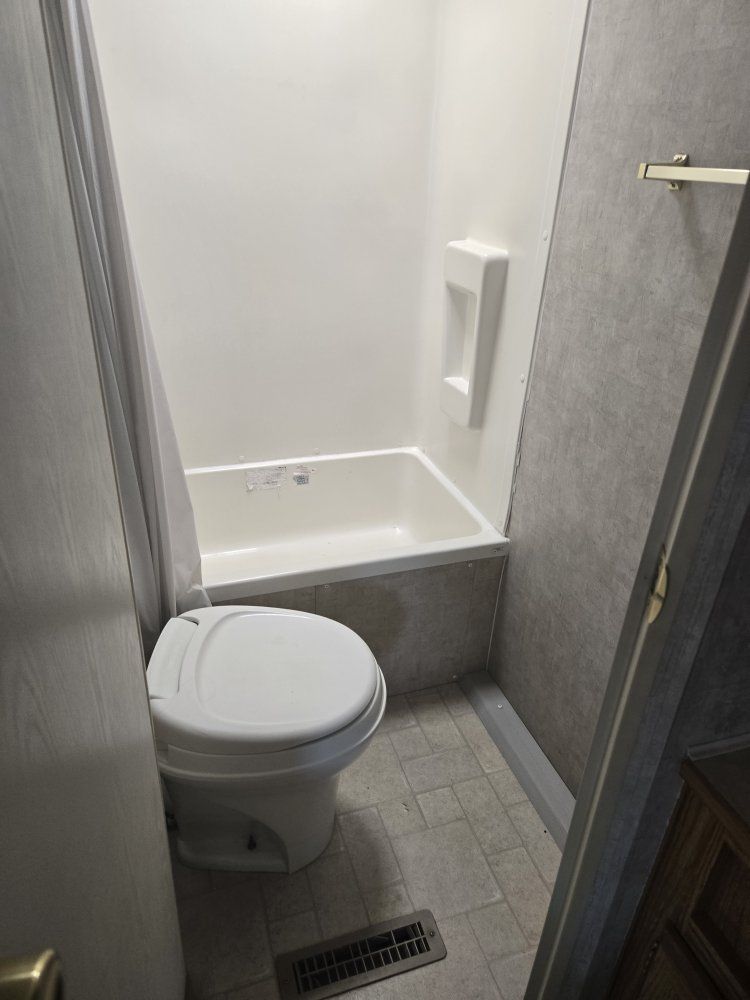Main image 11