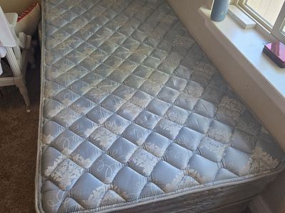 Free twin matress
