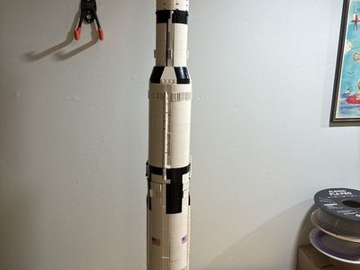 Saturn V LEGO