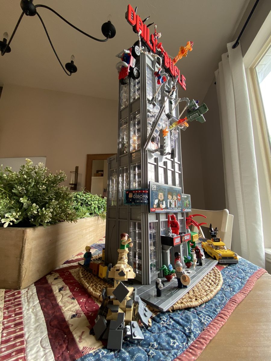 Retired Lego Daily Bugle Spider-Man Set