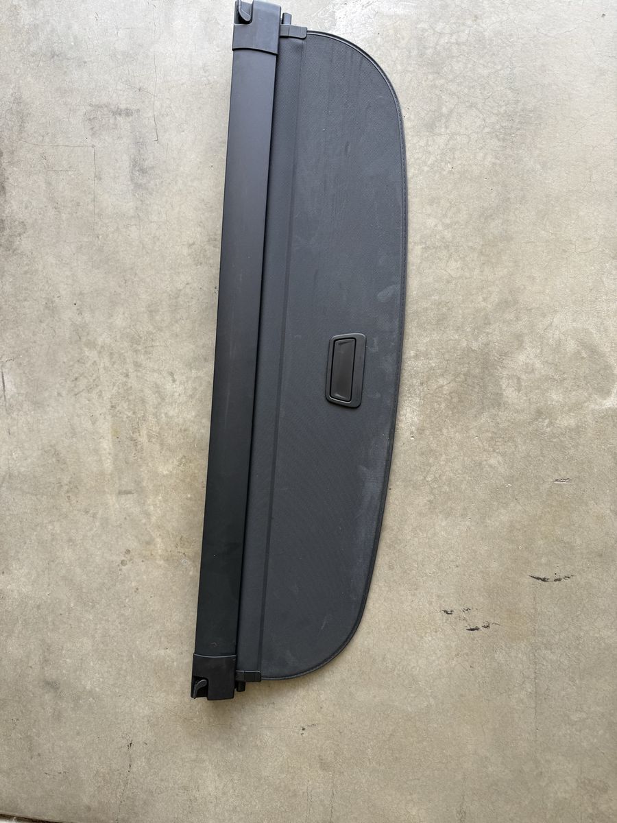 Brand new OEM 2022 Audi q5/sq5 cargo cover