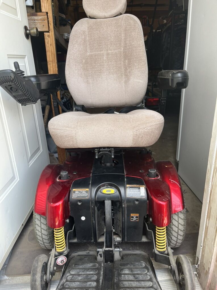 Quantum Power Chair