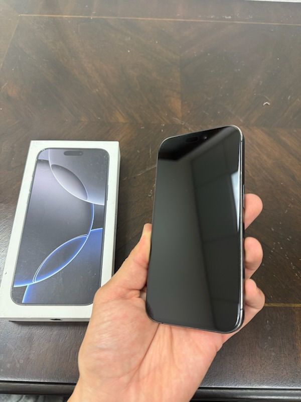 iPhone 15 Pro 128GB Unlocked w/ Box