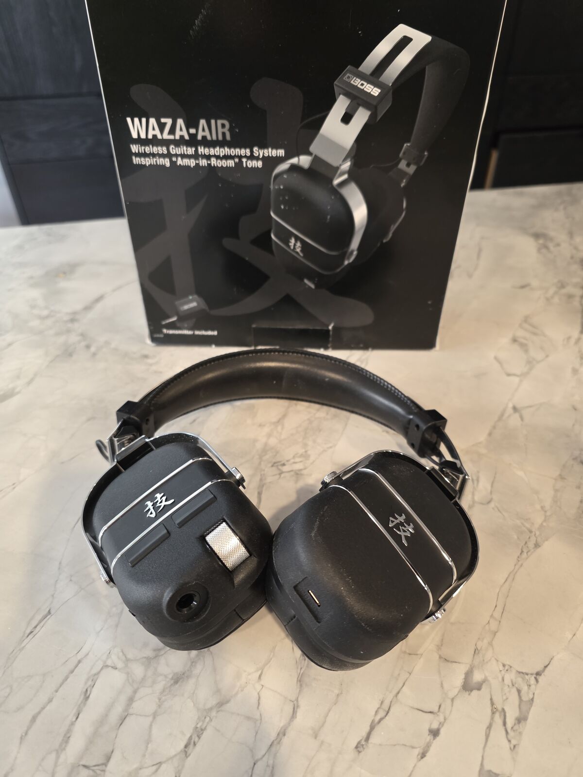 Waza Air Headphone guitar ampliphier, portable wiresless amp, BOSS