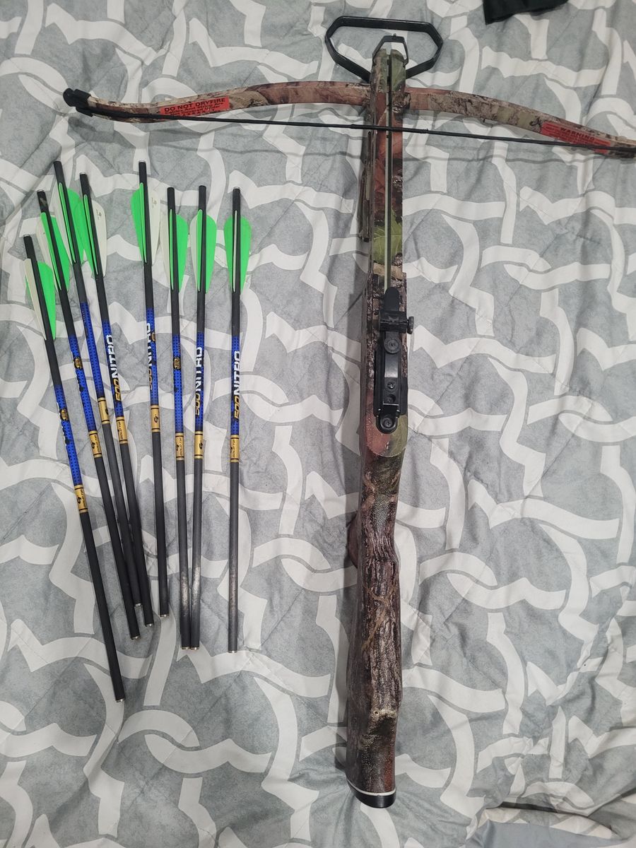 Crossbow and bolts