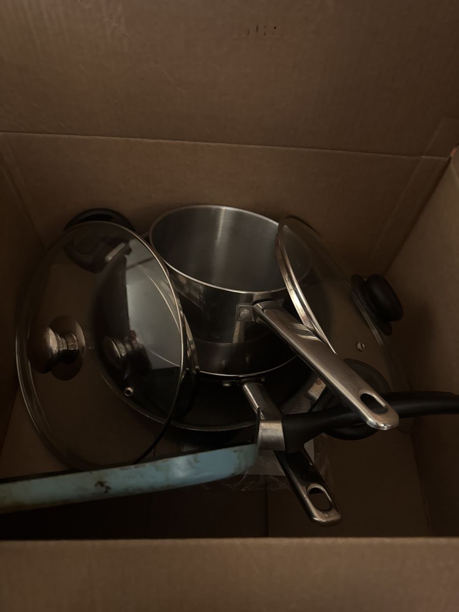 Assorted Used Pots & Pans Set - Stainless Steel Pot, Non-Stick Fry Pan with Lids