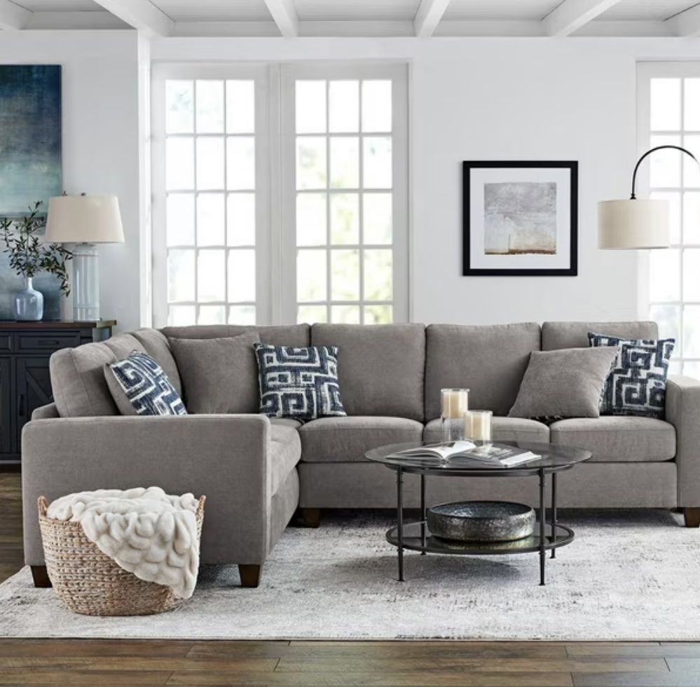 L-Shape Sectional Sofa with Accent Pillows - NEW