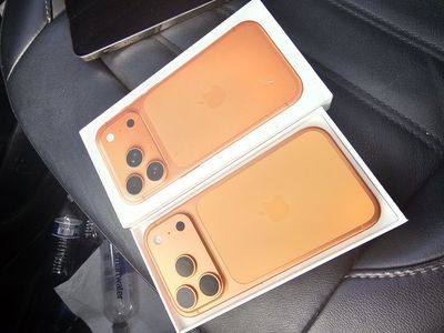 iPhone 17 Pro 256 Gig AT&T / Cricket