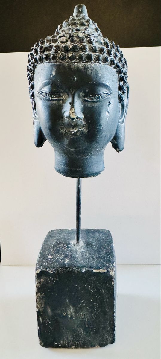 Main image 7
