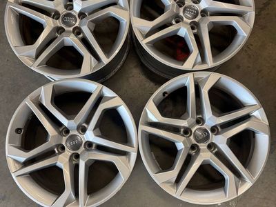 OEM Audi Q5 18” Alloy Wheels Rims 18x8J ET39 - Set of 4