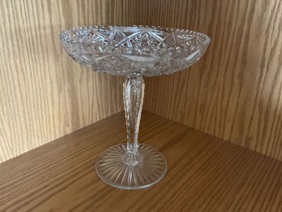 Crystal serving dish