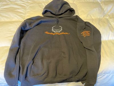 Mens Harley Davidson hoodie, black size LARGE- excellent used condition (like new)- $30