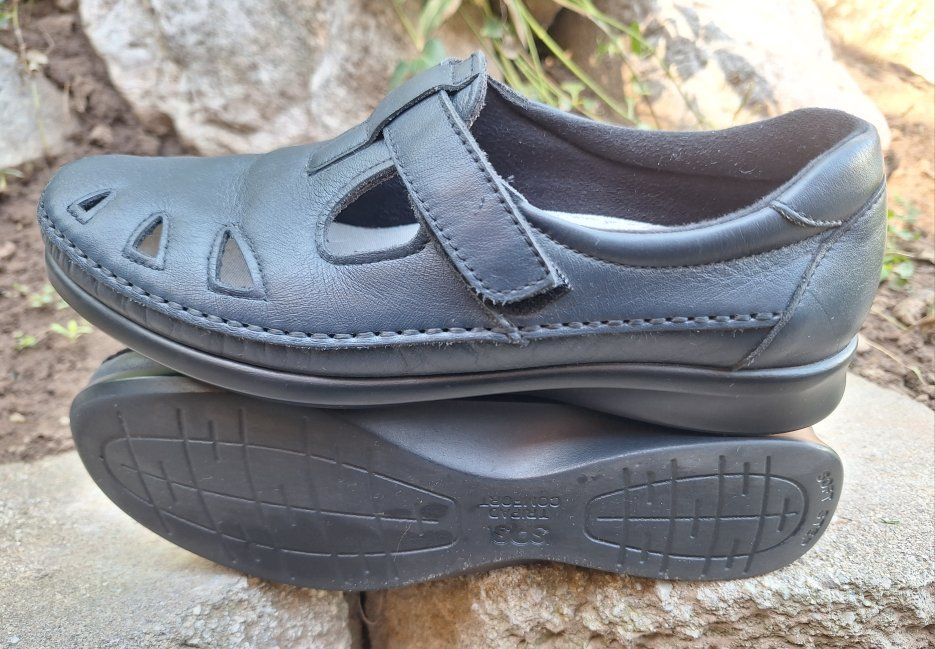 Womens SAS Roamer T Strap Comfort Shoes Sz 7N