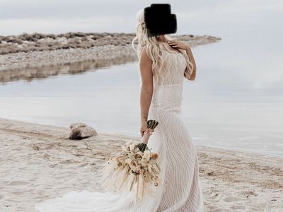 Elegant Boho Wedding Dress - Worn Once - Size 4-6