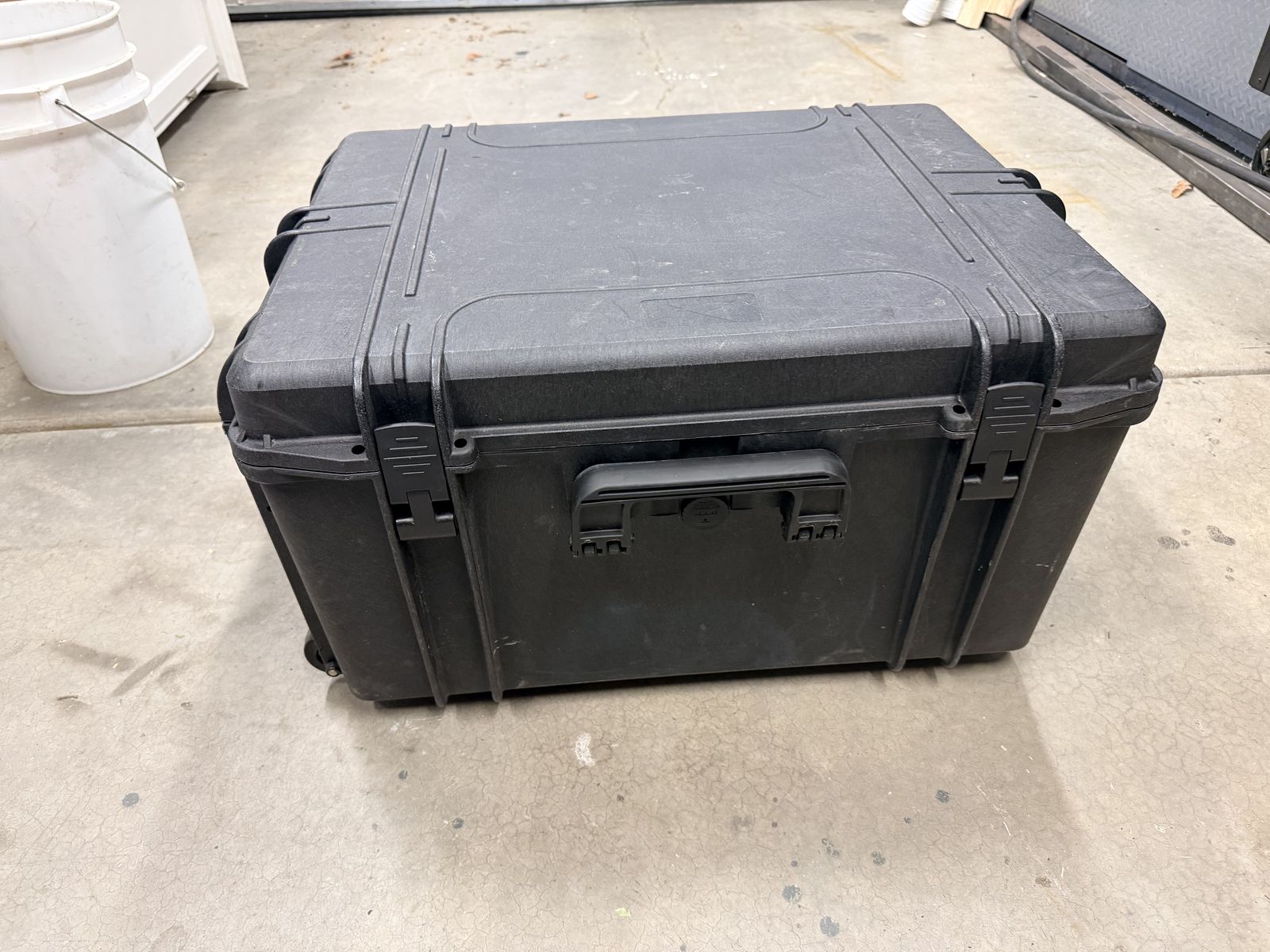 Starlink Gen 2 + Hardsided wheeled case