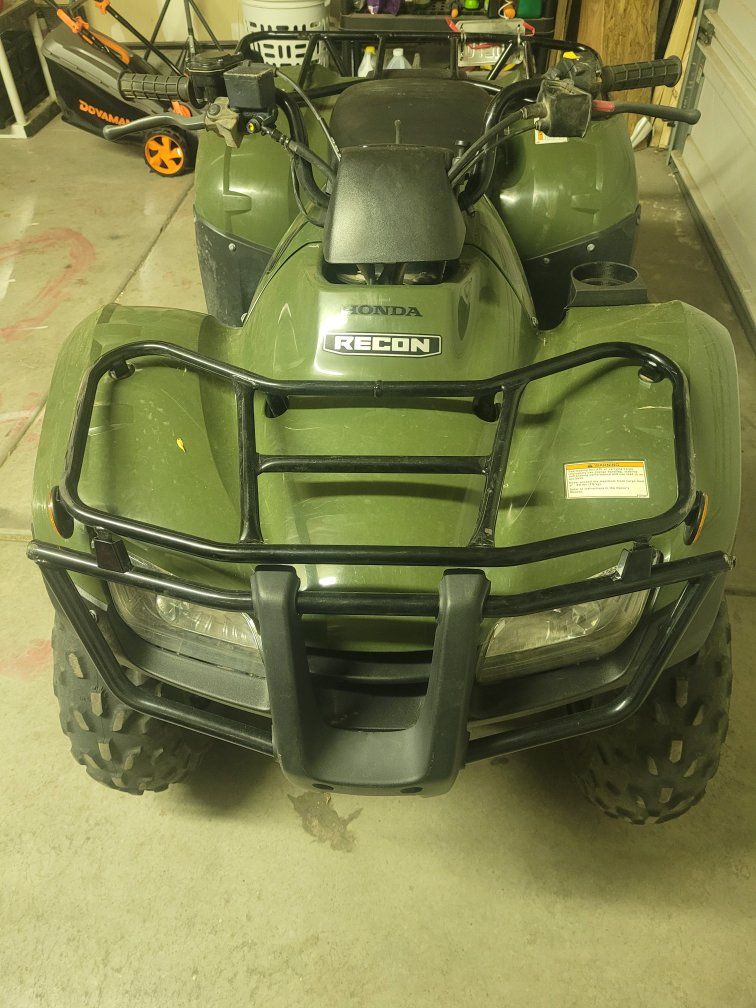 Honda Recon ATV - Green Utility Quad with Racks