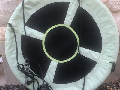 Round Saucer Tree Swing with Hanging Ropes and Straps