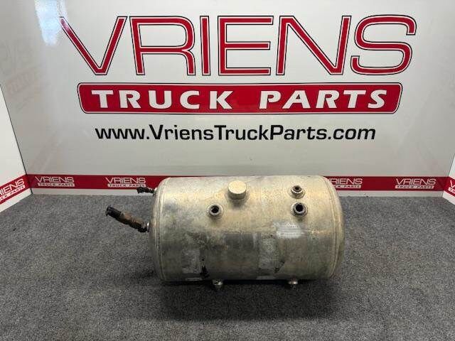 Mack Air Tank