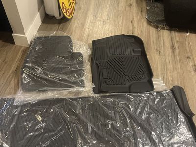 Unbranded Black All-Weather Rubber Car Floor Mats (3-Piece Set)