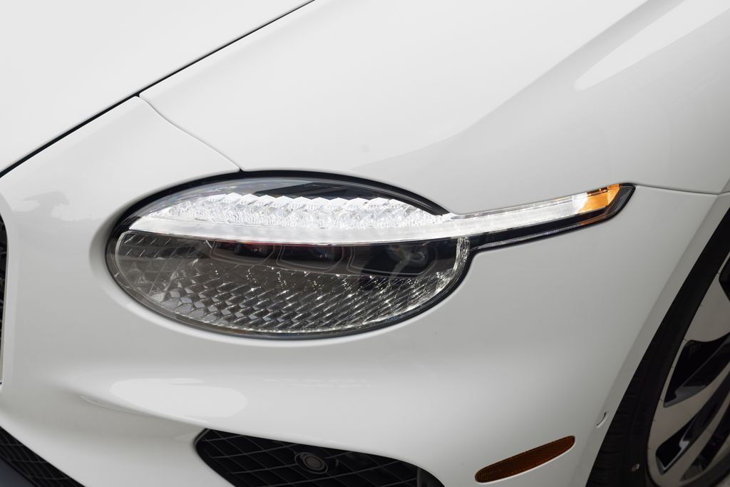 Main image 5