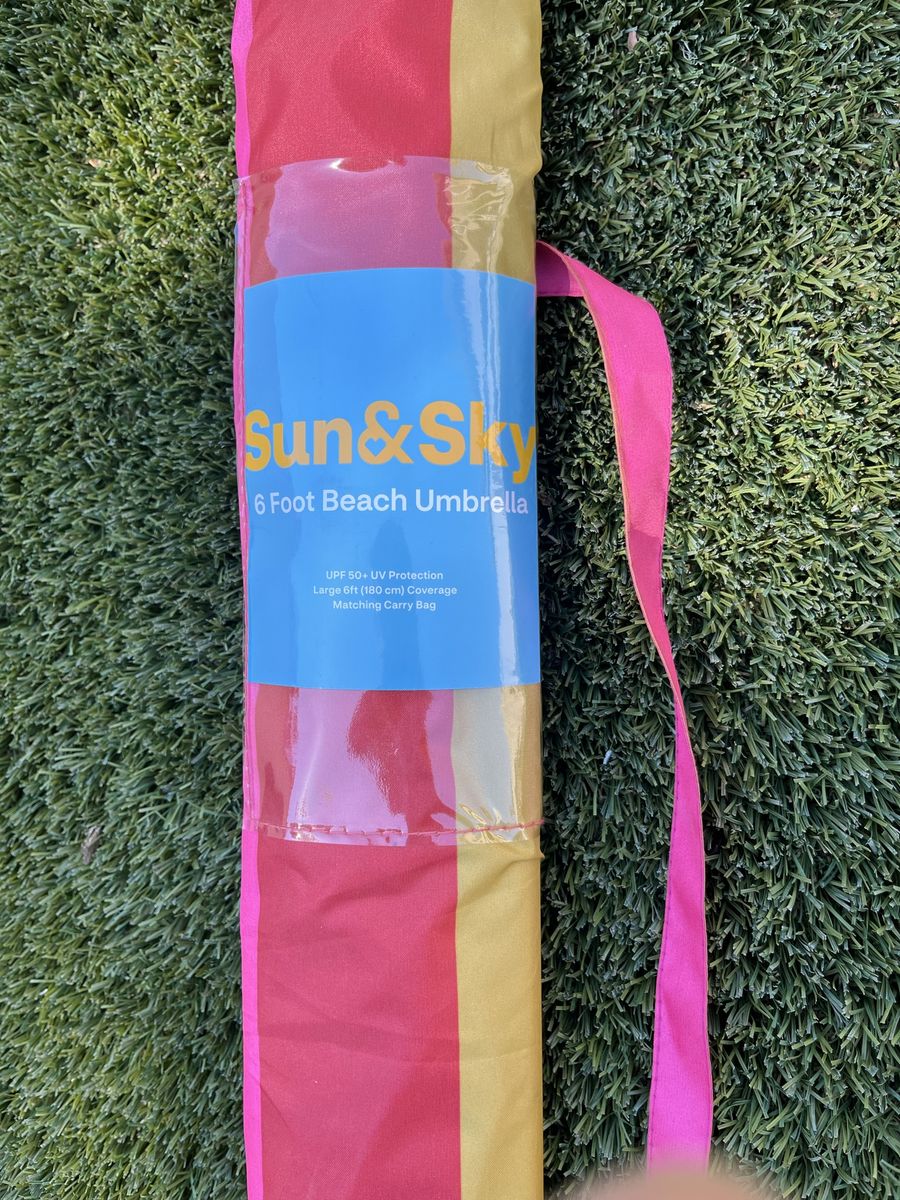NEW colorfully Beach umbrella.