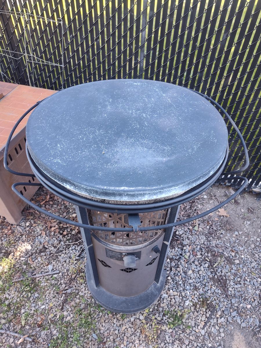 20 lb Propane outdoor fire place
