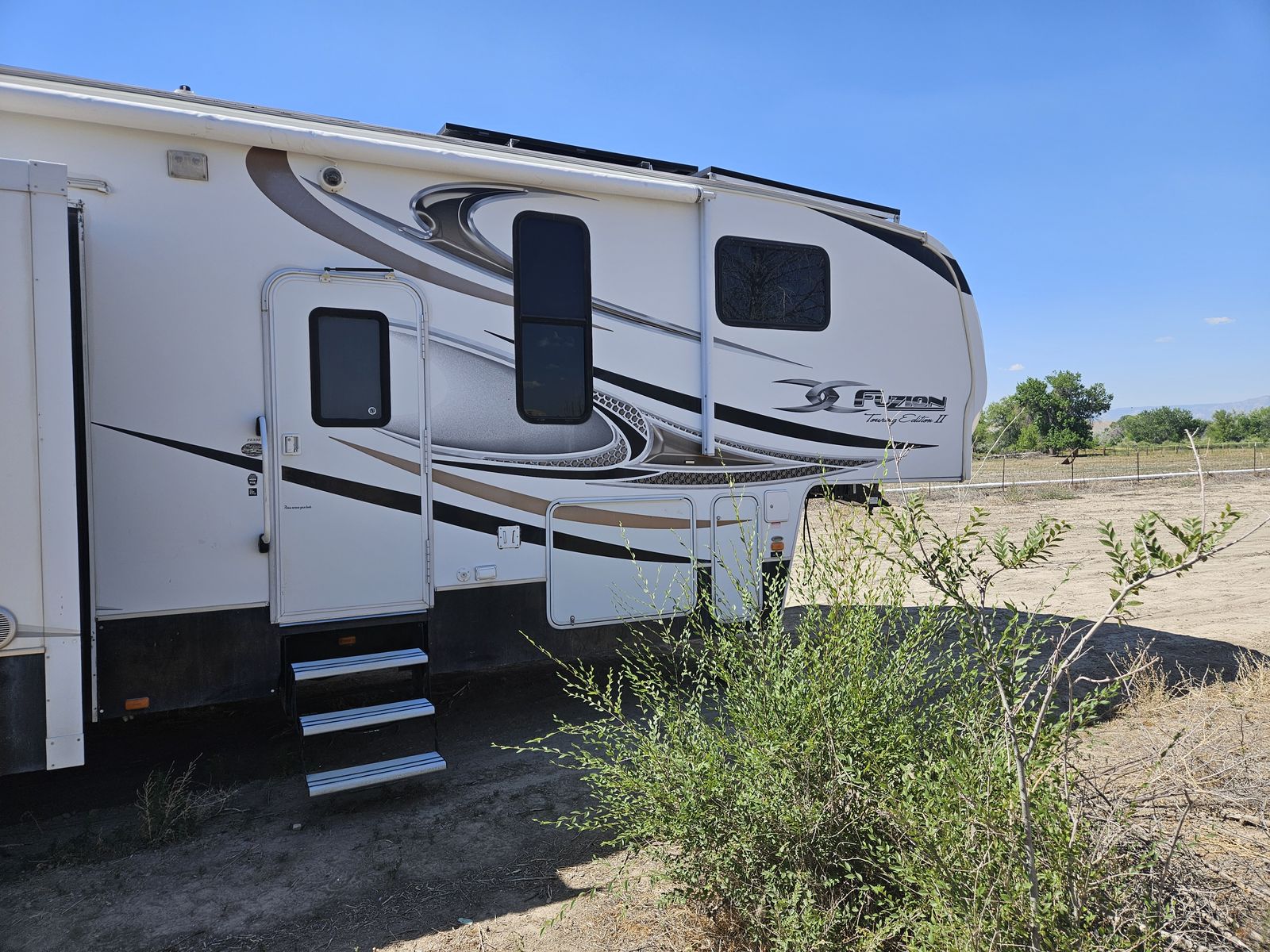 2010 Keystone Fuzion 398