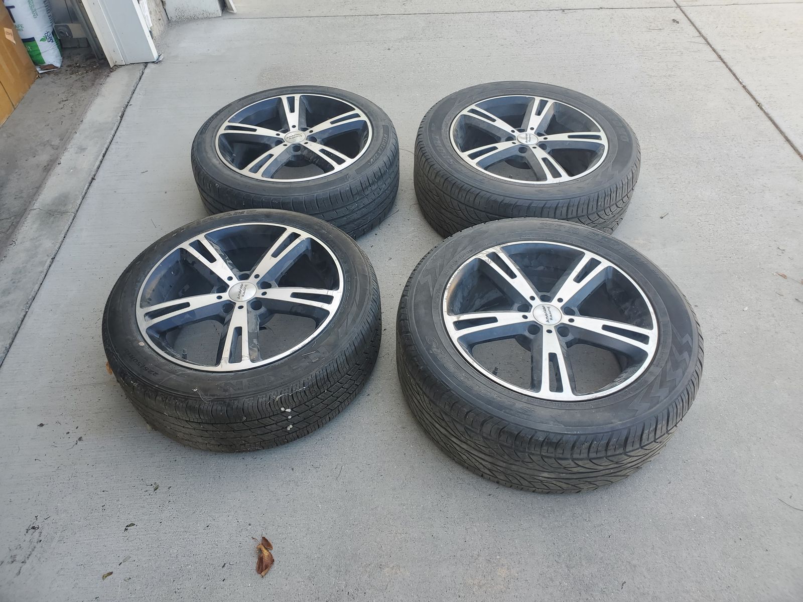 Staggered Set Wheels