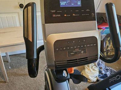 NordicTrack Commercial VR21 Recumbent Exercise Bike - Excellent Condition