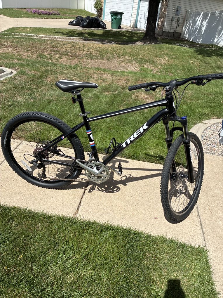 TREK 27 Speed Disc Brakes